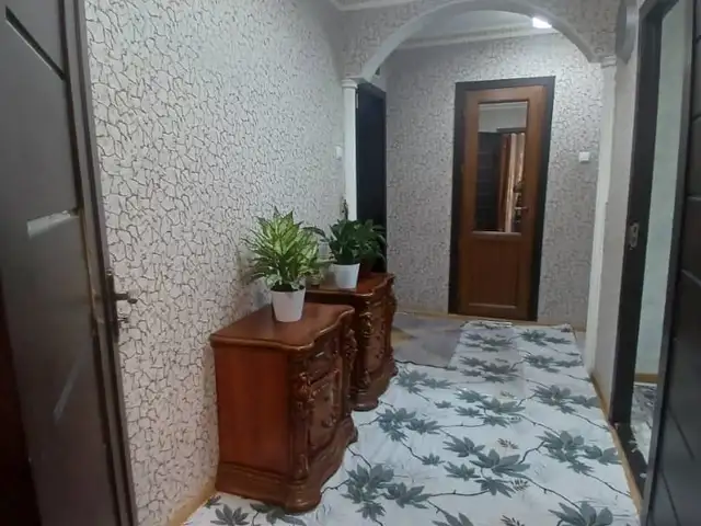 2-комн. квартира, 2 этаж, 53 м², 31мкр , Хуҷанд - 8