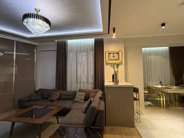 4-комн. квартира, 4 этаж, 168 м², Исмоили Сомони, Душанбе