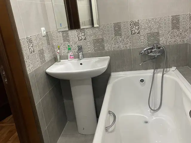 2-комн. квартира, 8 этаж, 68м², И.Сомони, Душанбе - 8