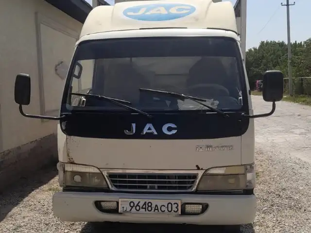 Бортовой грузовик Jac 2012, Бохтар (Курғон-Теппа)