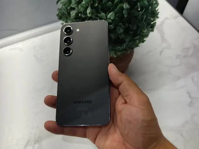 Samsung Galaxy S23, Хуҷанд