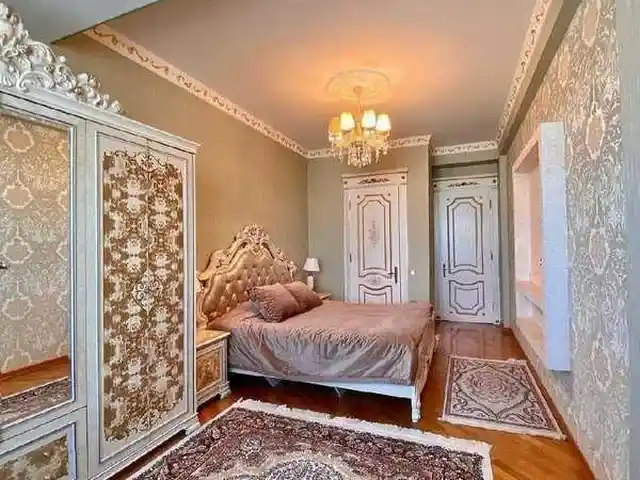 2-комн. квартира, 2 этаж, 75 м², 19 мкр, Хуҷанд
