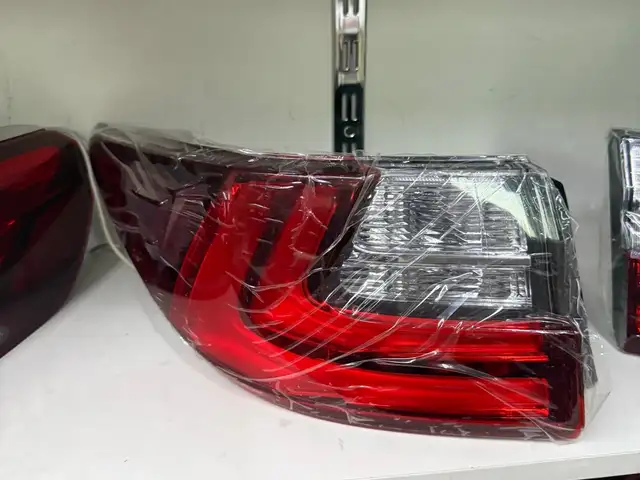 Задние стоп-фары LEXUS ES-2017, Душанбе