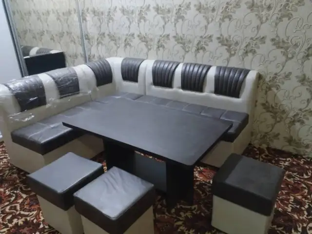 Уголок барои ошхона, Хуҷанд