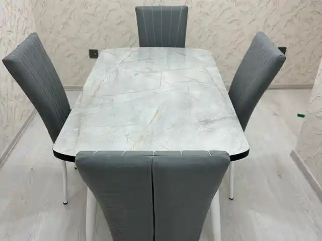 Стол и стулья, Душанбе