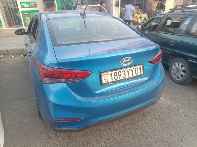 Hyundai Solaris