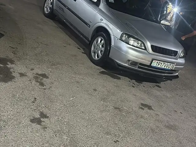 Opel Astra J