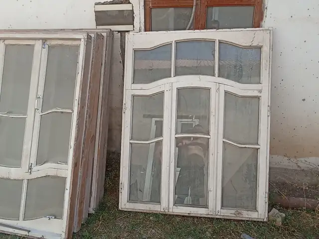 Тиреза, Исфара
