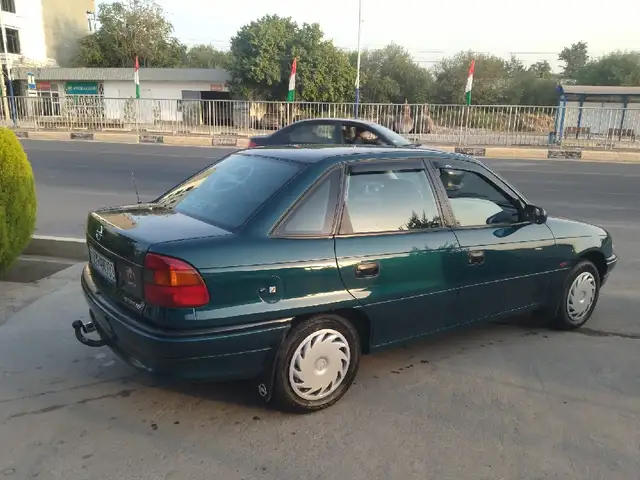 Opel Astra F