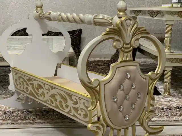 Гахвора, Турсунзаде