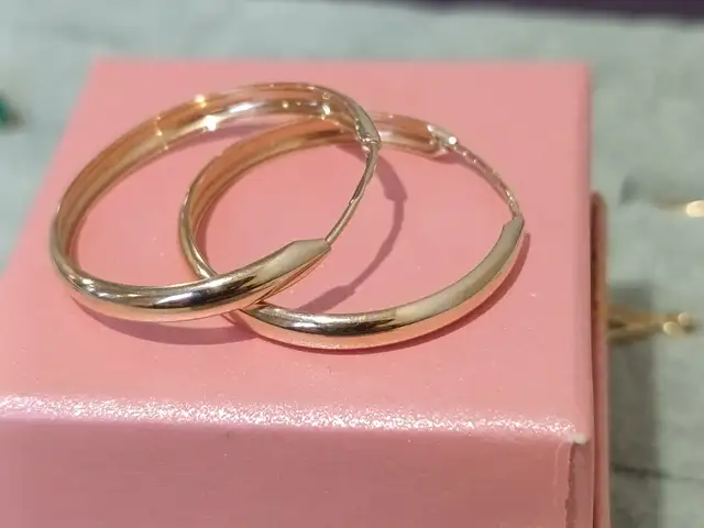 Золотые серьги, Худжанд