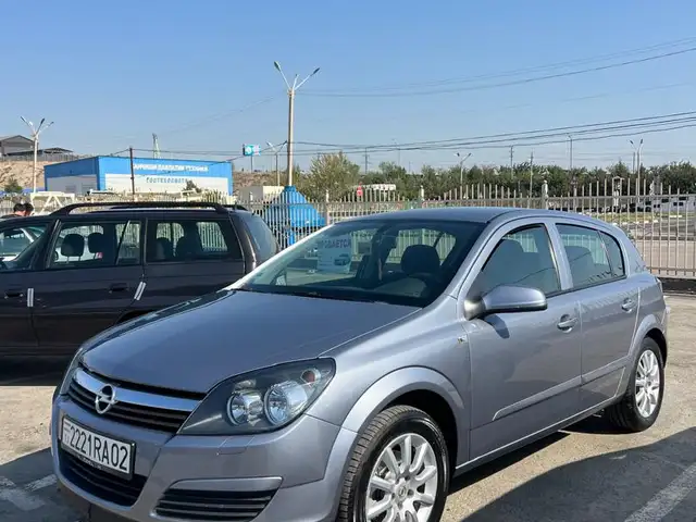 Opel Astra H