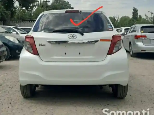 Заднее стекло от Toyota Vitz 2011, Душанбе