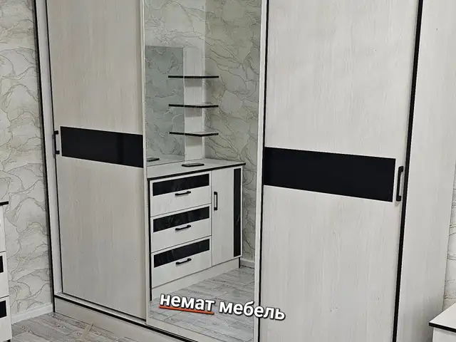 Шифоньер купе, Душанбе