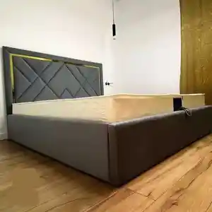Кровать двуспальная, Душанбе