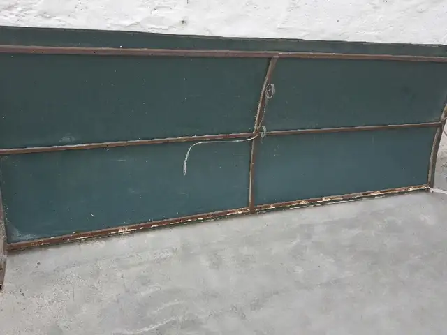 Козырек, Худжанд