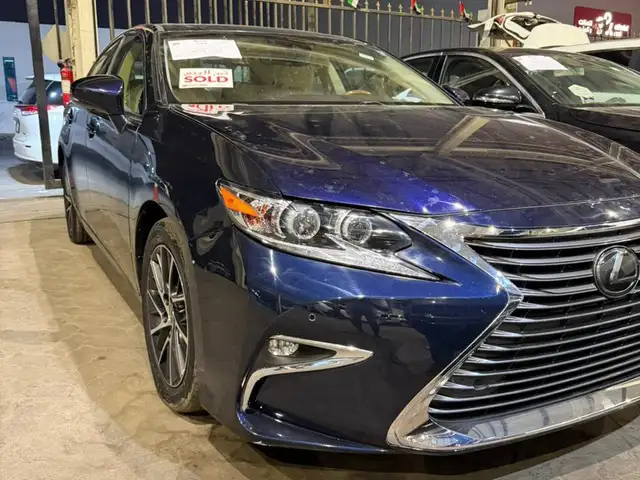 Lexus ES series