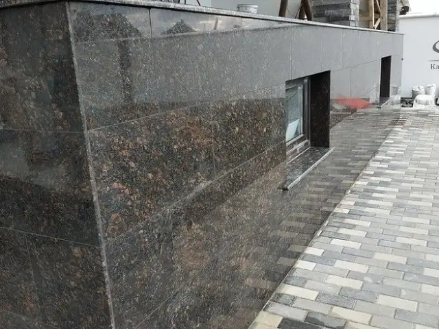 Хизматрасонии устои гранит, Душанбе