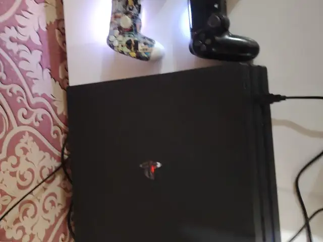 Игровая приставка Ps 4 pro 1 t, Душанбе