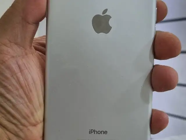 Apple iPhone 7 plus, 32 gb, Хуҷанд