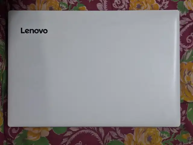 Ноутбук Lenovo Core i3-7020U 8GB DDR4, Душанбе
