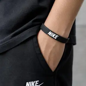 Спортивный браслет NIKE, Хуҷанд