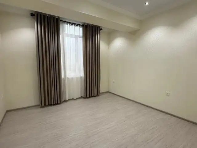 3-комн. квартира, 4 этаж, 93 м², 30 мкр, Хуҷанд