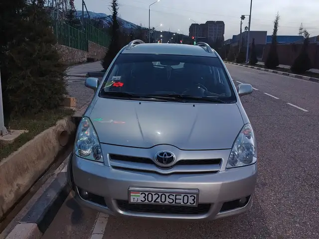 Toyota Corolla Verso