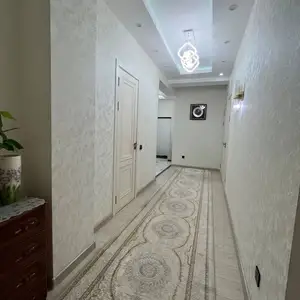 3-комн. квартира, 9 этаж, 96 м², И.Сомони, Душанбе