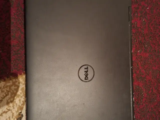 Ноутбук Dell i5 8/256gb, Худжанд