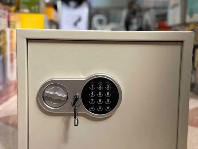 Сейф 30еv, Душанбе