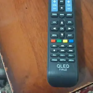 Пульт от ТВ Qled, Душанбе