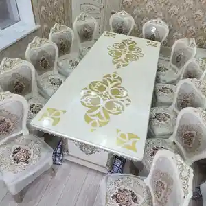Стол и стуля, Душанбе