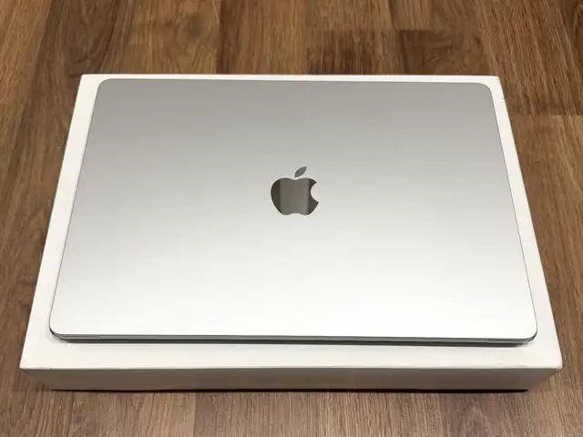 Ноутбук MacBook Air 15 M2 8/512GB, Душанбе
