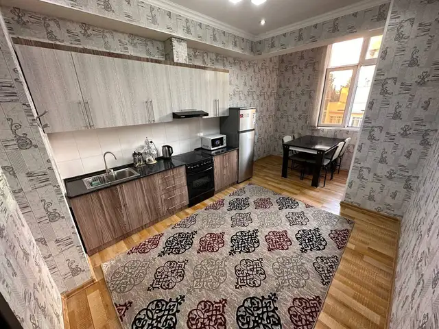 2-комн. квартира, 3 этаж, 90м², И.Сомони, Душанбе