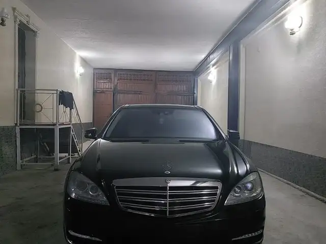 Mercedes-Benz S class