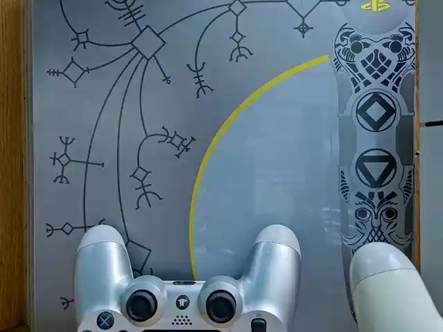Игровая приставка PlayStation 4 Pro Limited Edition God of War 1TB / 6, Душанбе - 6