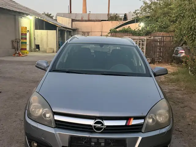 Opel Astra H
