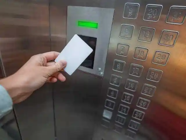 Установка чипа на лифт, Душанбе
