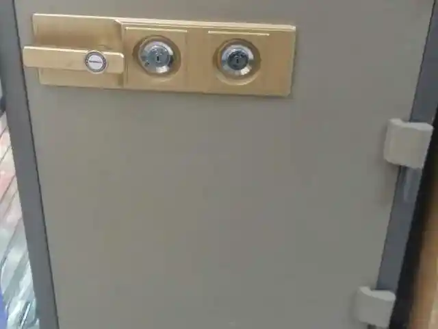 Сейф, Хуҷанд