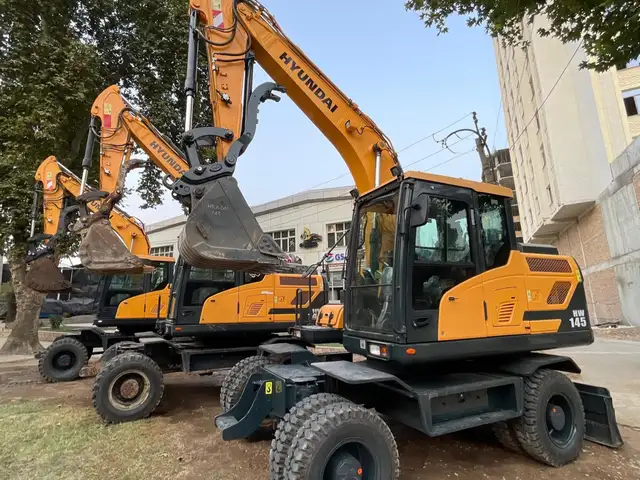 Экскаватор Hyundai HW145, Душанбе