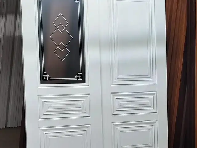 Дверь, Душанбе