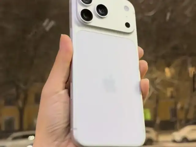 Apple iPhone 17 Pro Max, 512 gb, Silver  дубликат, Хуҷанд