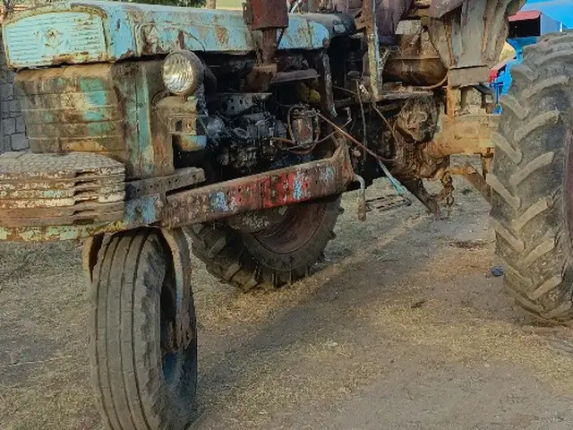 Трактор, Ҳисор