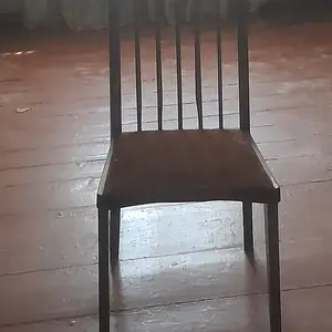 Стулья, Душанбе