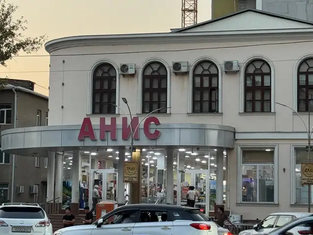 3-комн. квартира, 2 этаж, 115м², Коператор, Худжанд