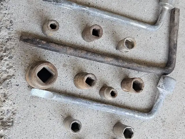 Балоновый ключ, Хуҷанд