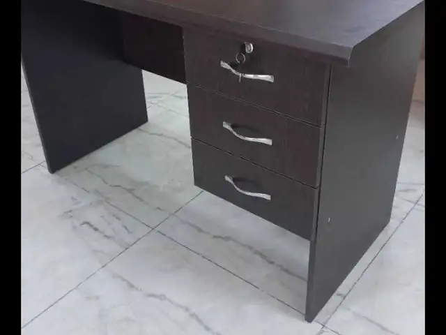 Cтол, Душанбе