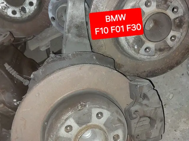 Передний кулак BMW F10 F01 F30 F02, Худжанд