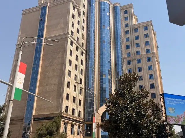 3-комн. квартира, 4 этаж, 119 м², Чордома Скорый Шоҳмансур, Душанбе